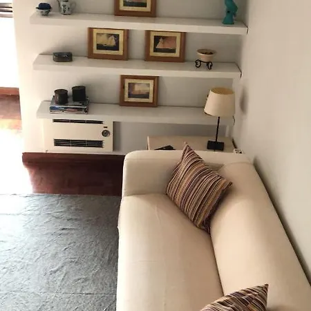 Estoril Beach Apartment * Estoril