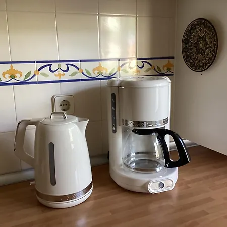 埃斯托利尔海滩公寓 *