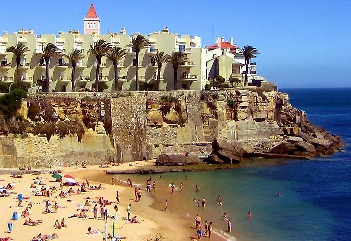 Estoril Beach Apartment